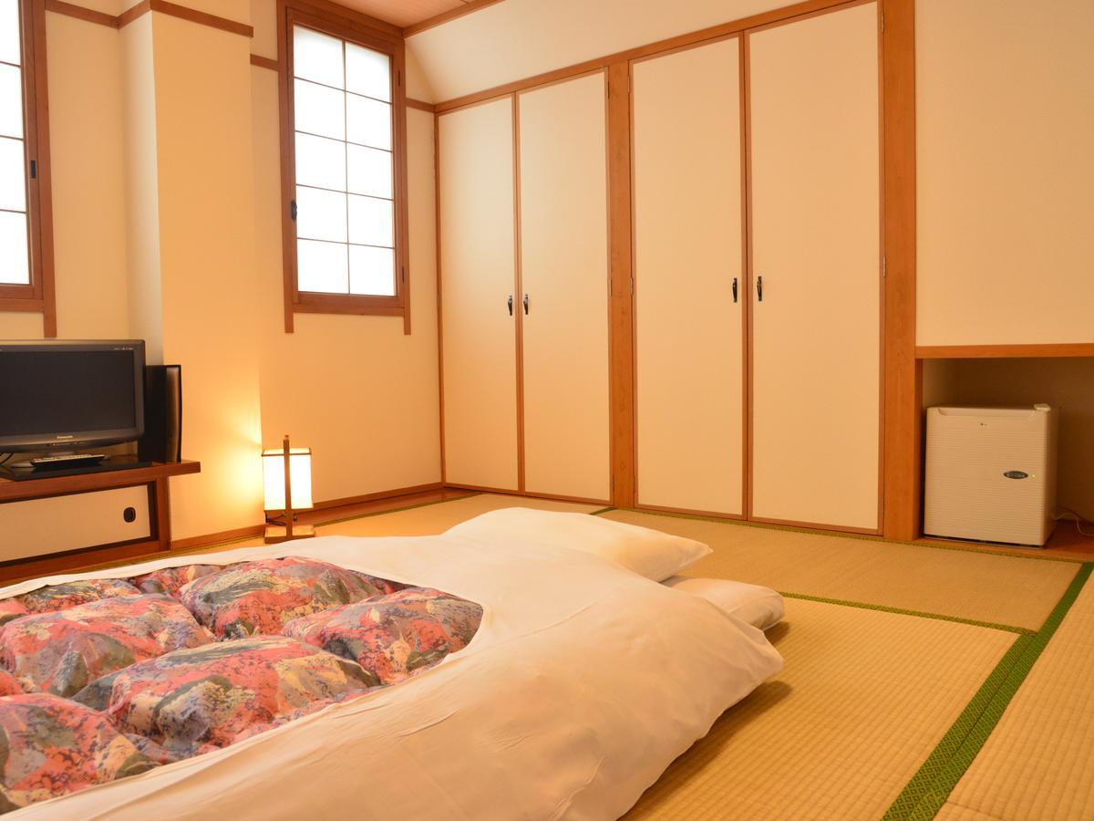 Hotel Ohta Ozu  Exterior foto